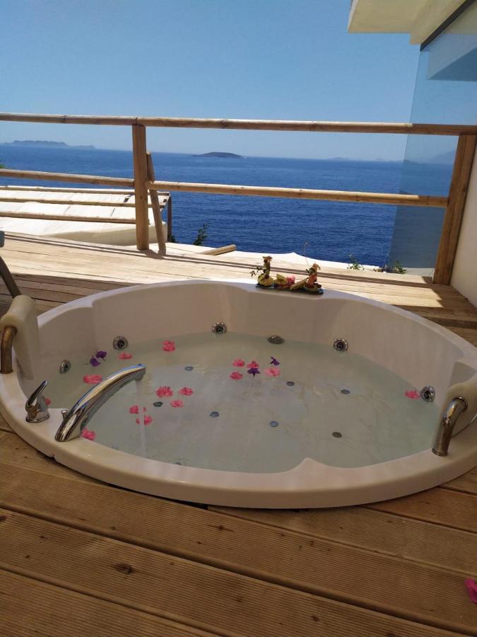 Mandalina Suites (Adults Only) Kas Exterior photo