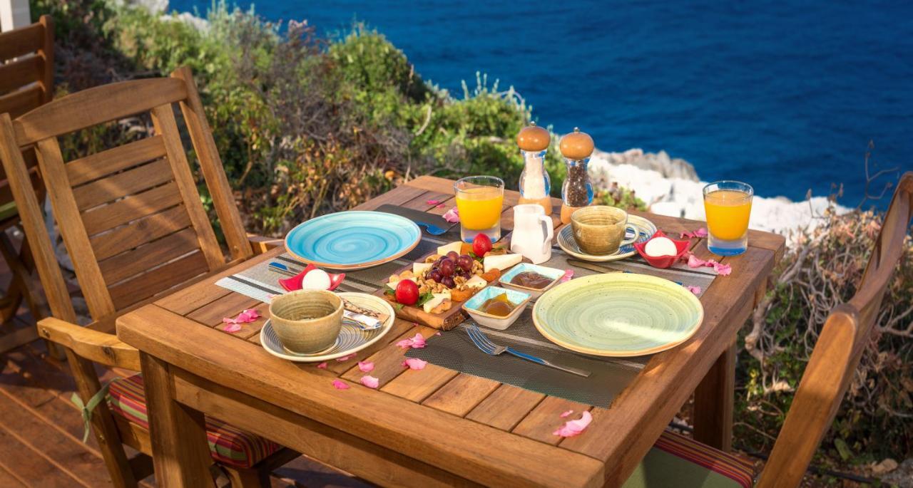 Mandalina Suites (Adults Only) Kas Exterior photo